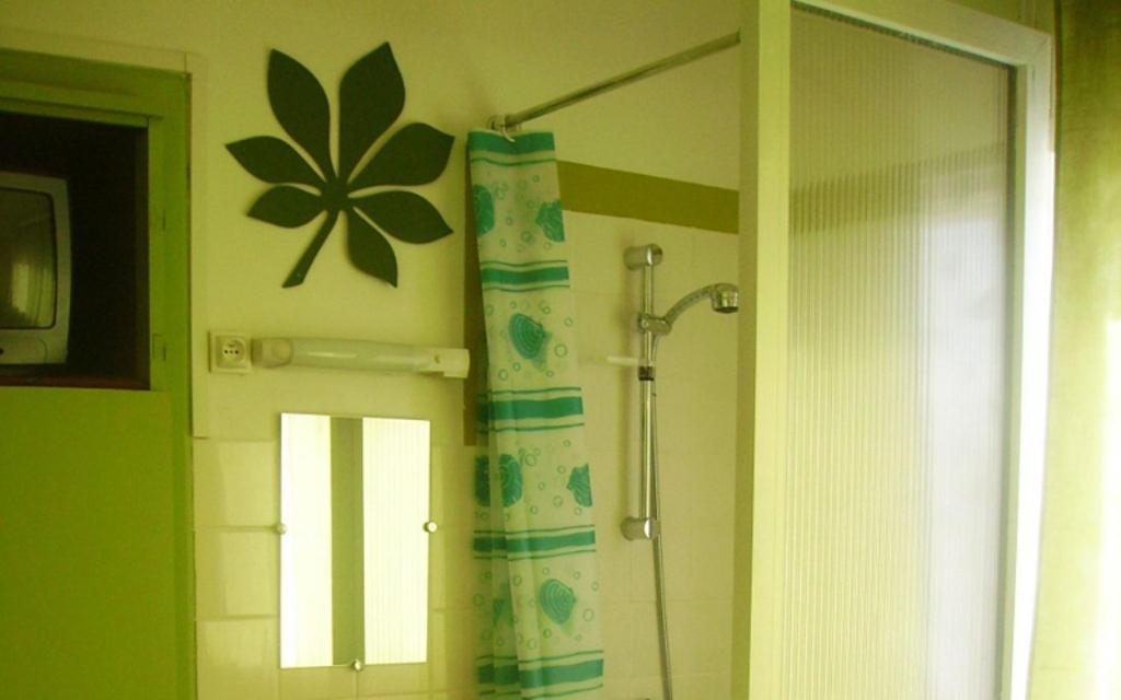 Rex Hotel Maubeuge Zimmer foto